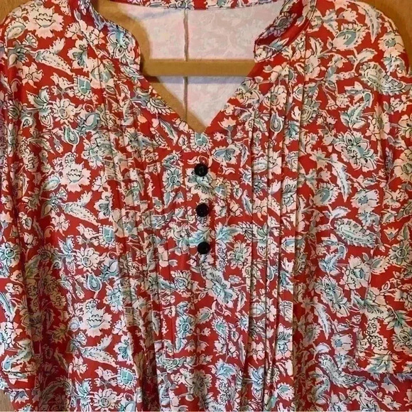 HOCOSIT Women's Floral Print Short Ruffle Sleeve Pleated Front V Neck - Picture 3 of 15